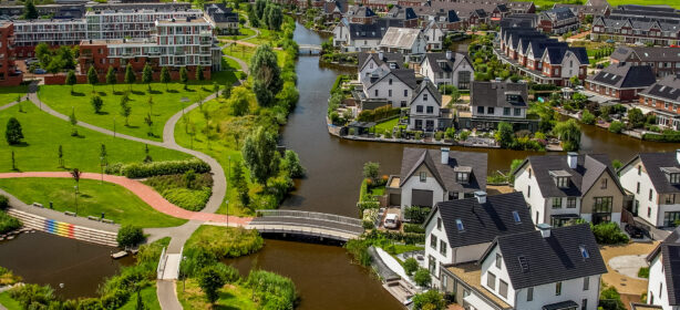 Drone Voorhout wijk villa