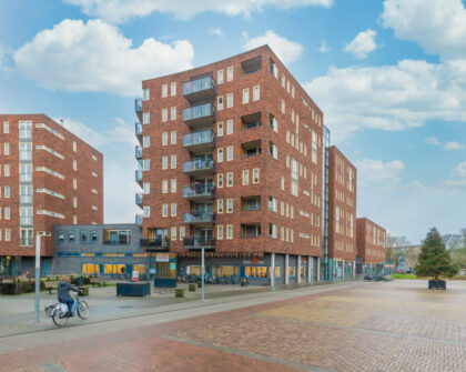 free-sector-houses for rent on Marsmanplein 154