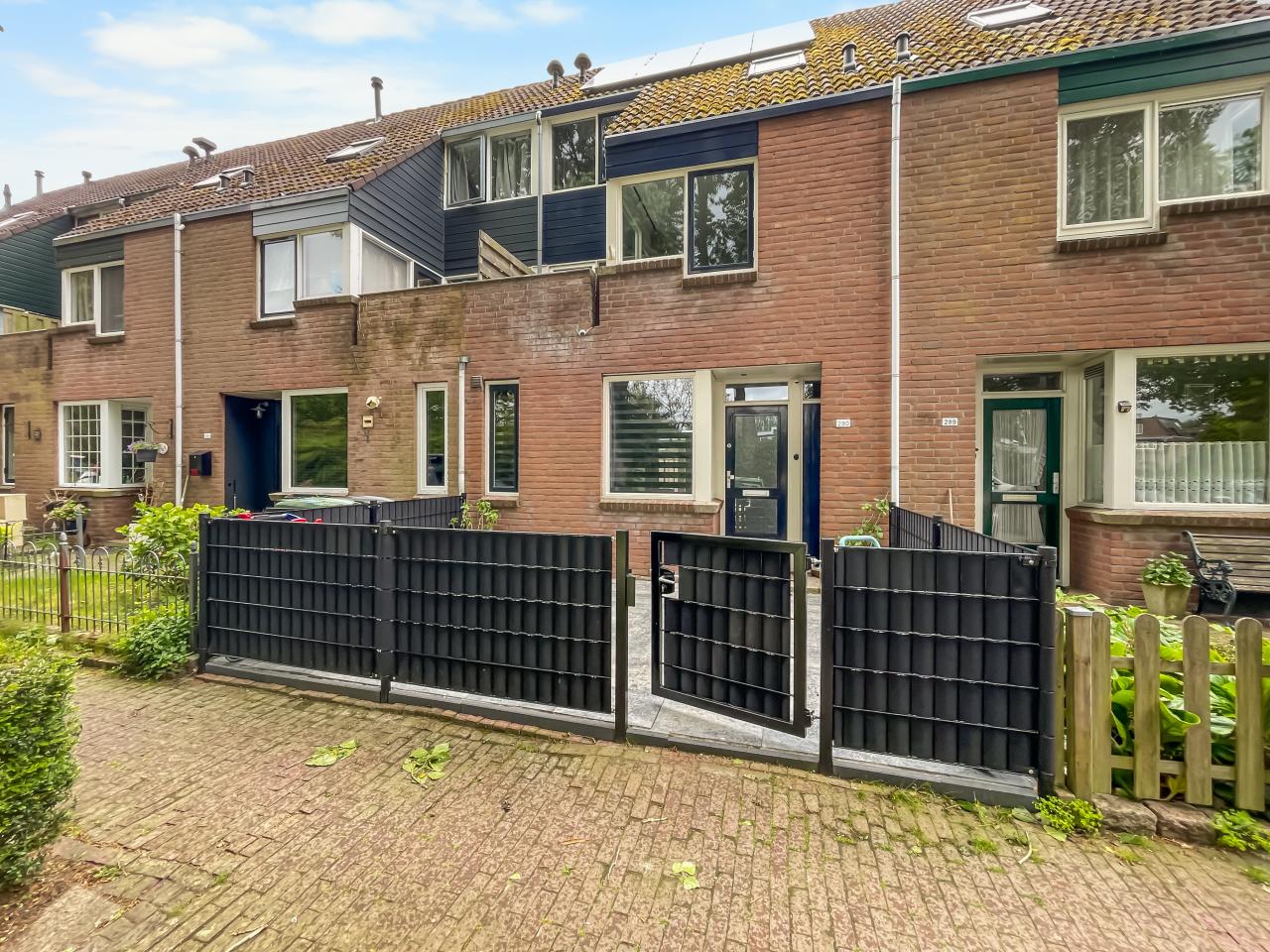 huurwoningen te huur op Middenhof