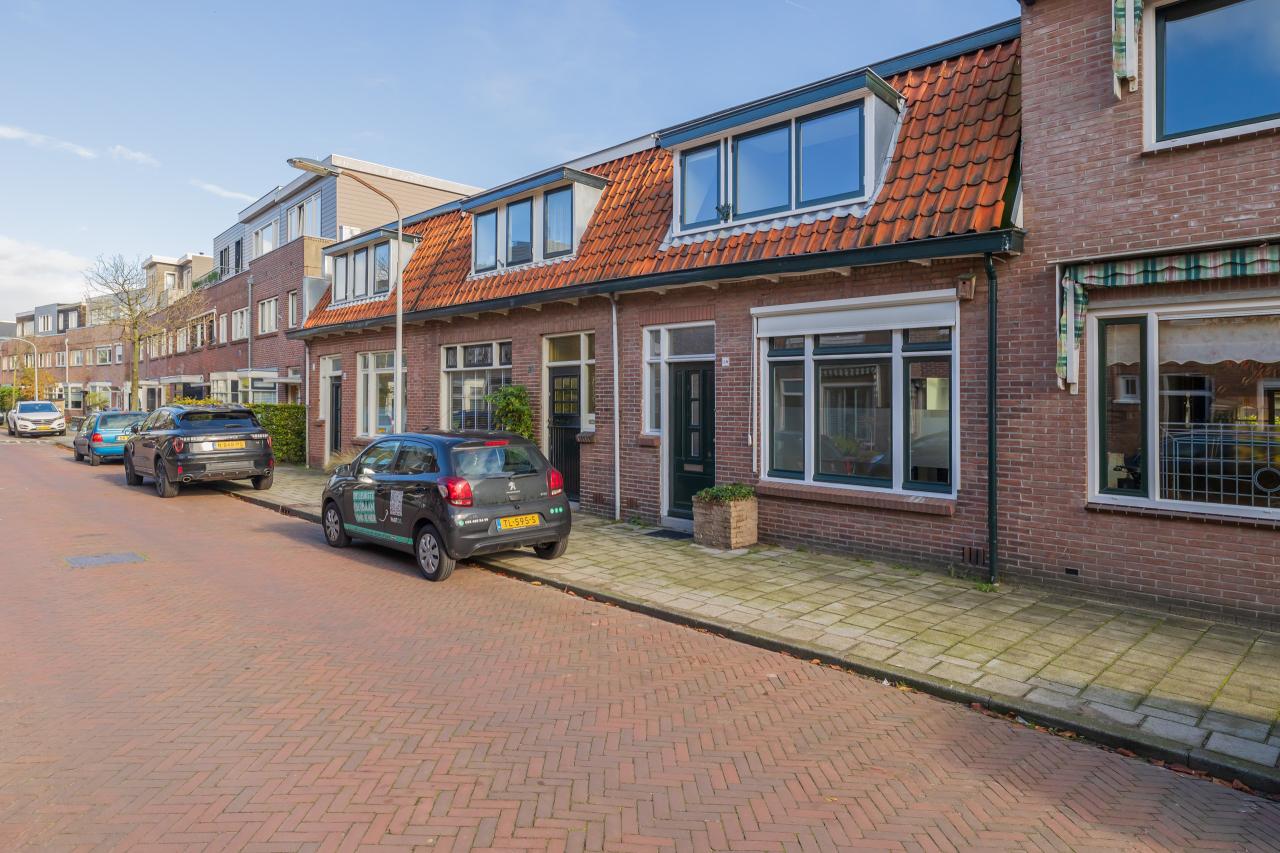 huurwoningen te huur op Van 't Hoffstraat 18