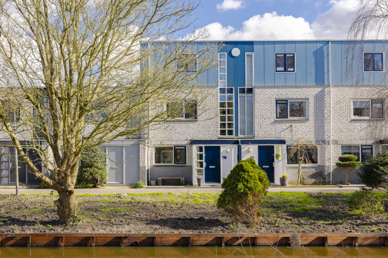 free-sector-houses for rent on Lange Sloot 38
